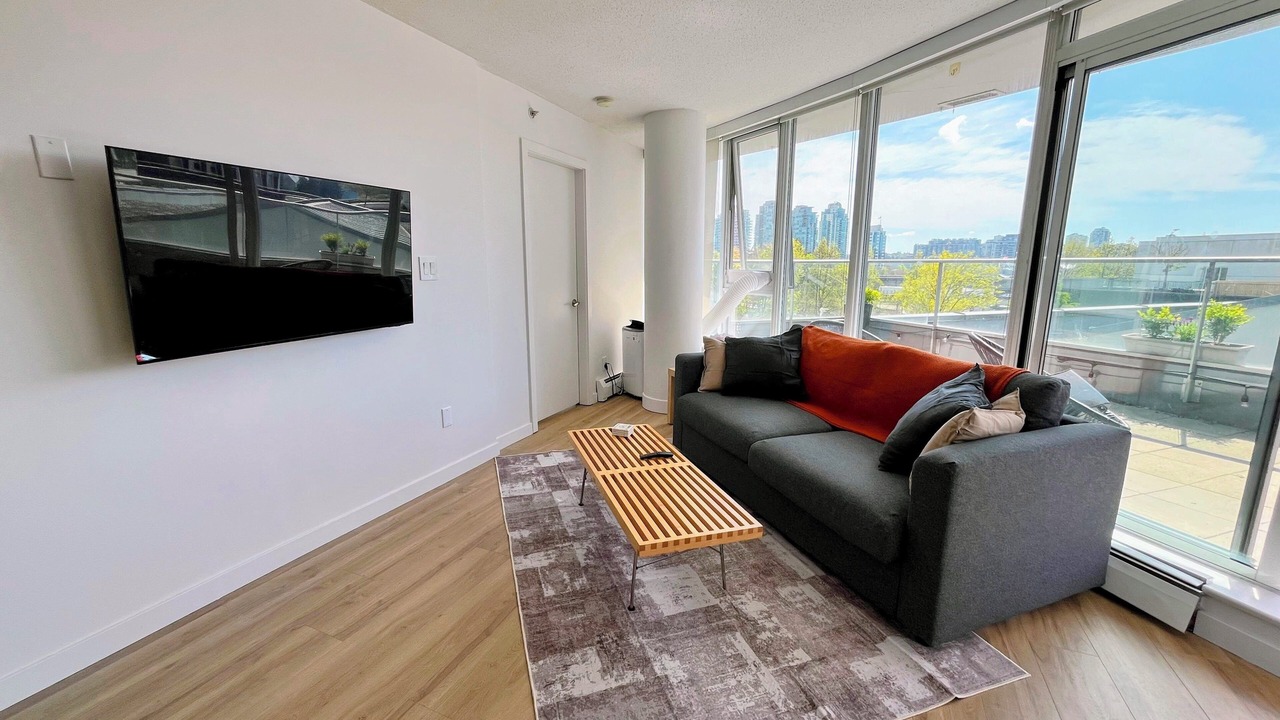 Photo of Livingroom in Crosstown