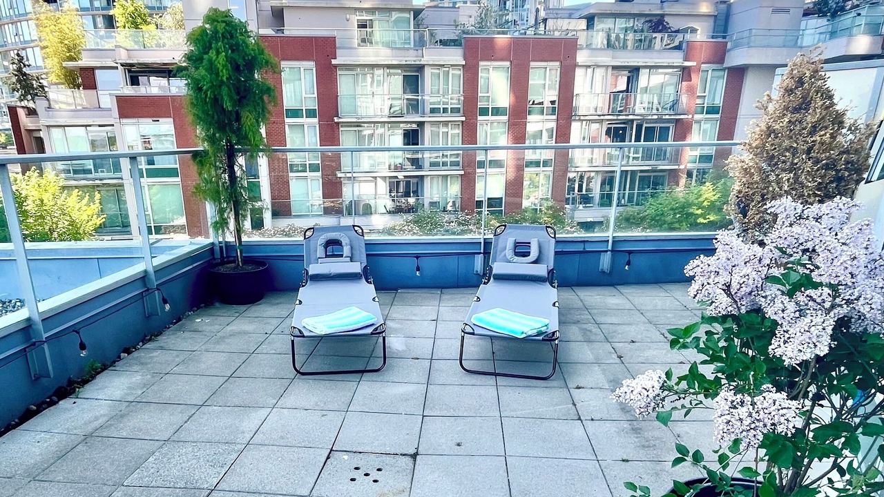 Photo of Outdoor in Crosstown