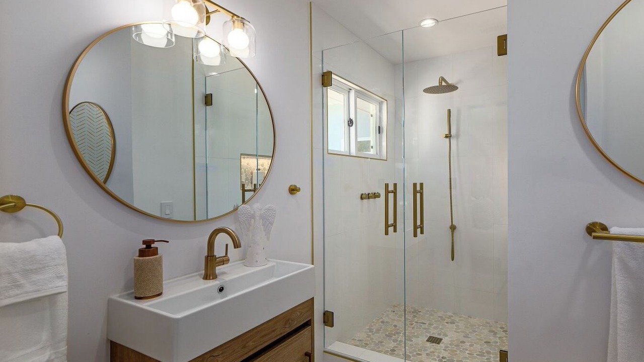 Photo of Bathroom in East Mesa