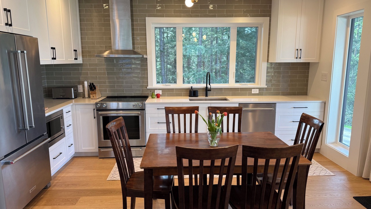 Photo of Kitchen in Bowen Island