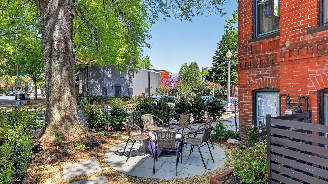 Photo of Outdoor in Cardozo
