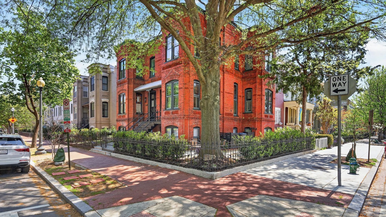 Photo of Outdoor in Cardozo