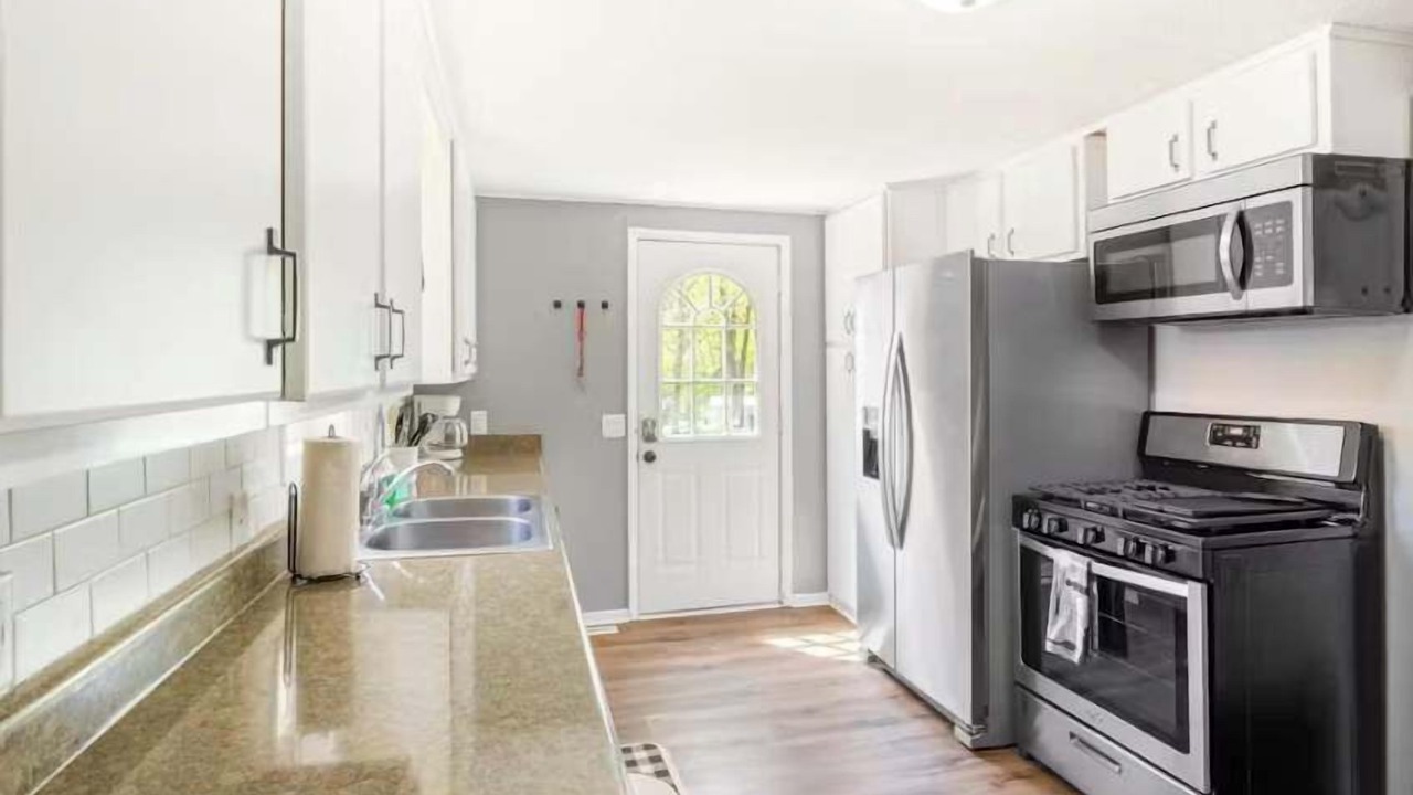 Photo of Kitchen in Sunrise Beach