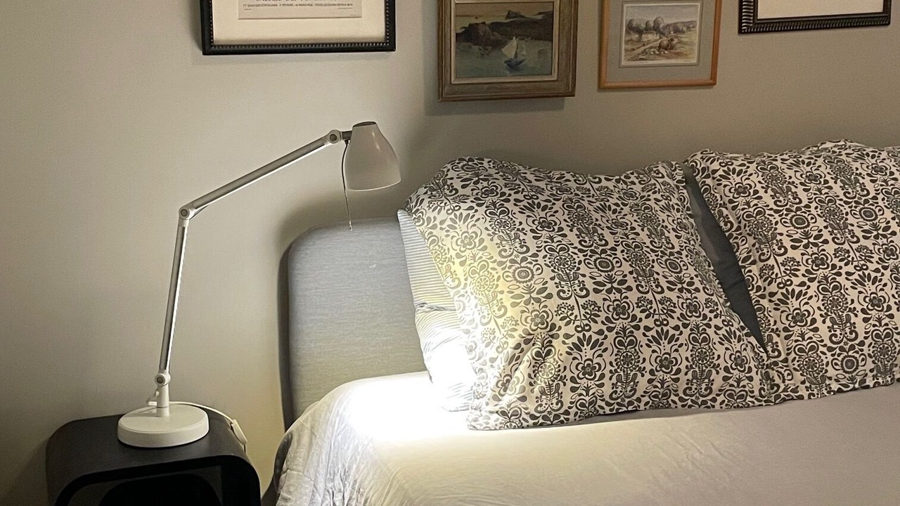 Photo of Bedroom in Central Lonsdale