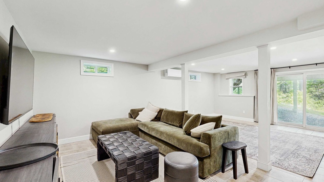 Photo of Livingroom in South Dennis