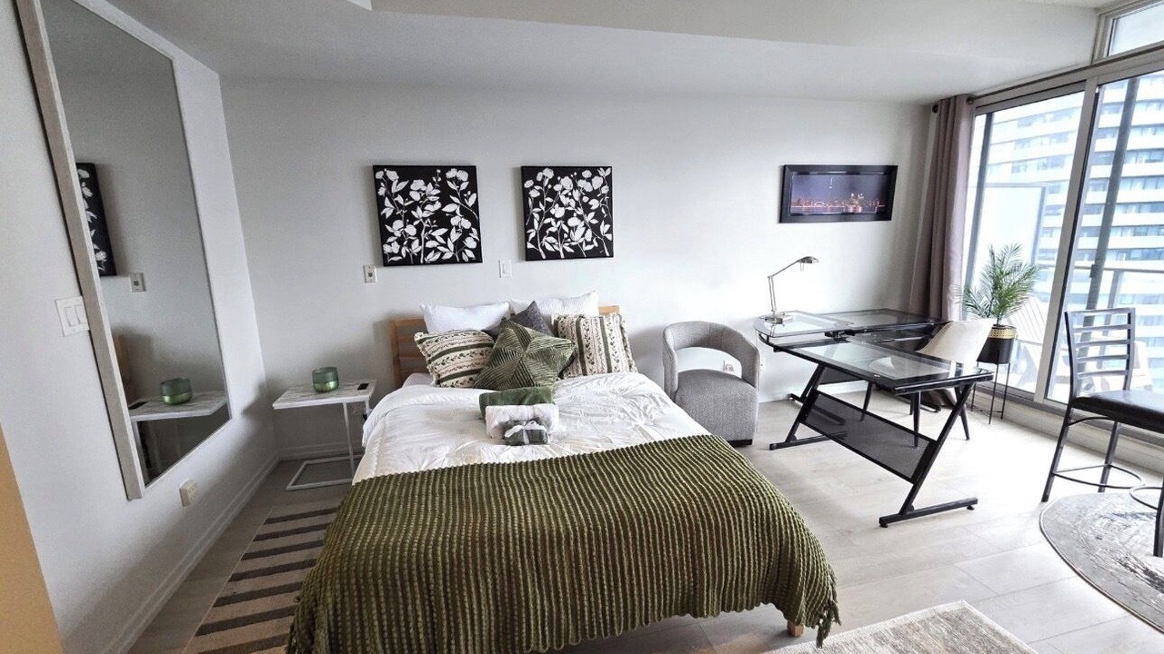 Photo of Bedroom in Central Waterfront