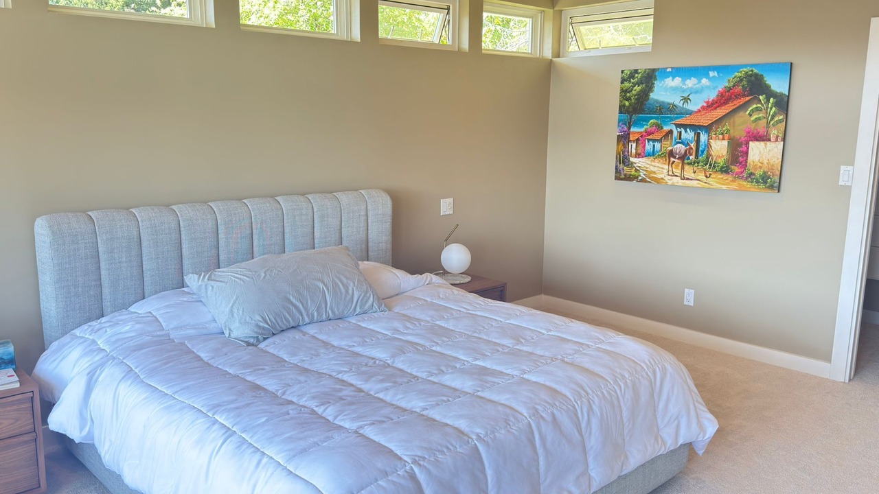 Photo of Bedroom in Bowen Island