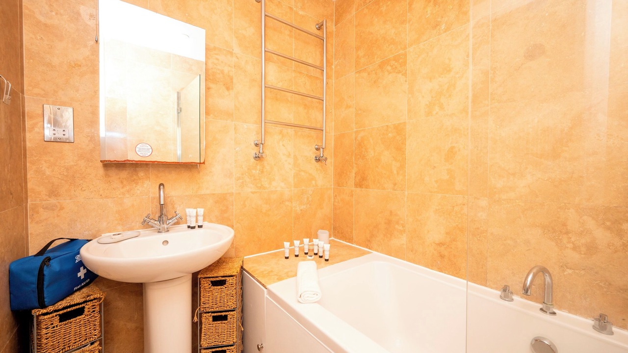 Photo of Bathroom in Highbury