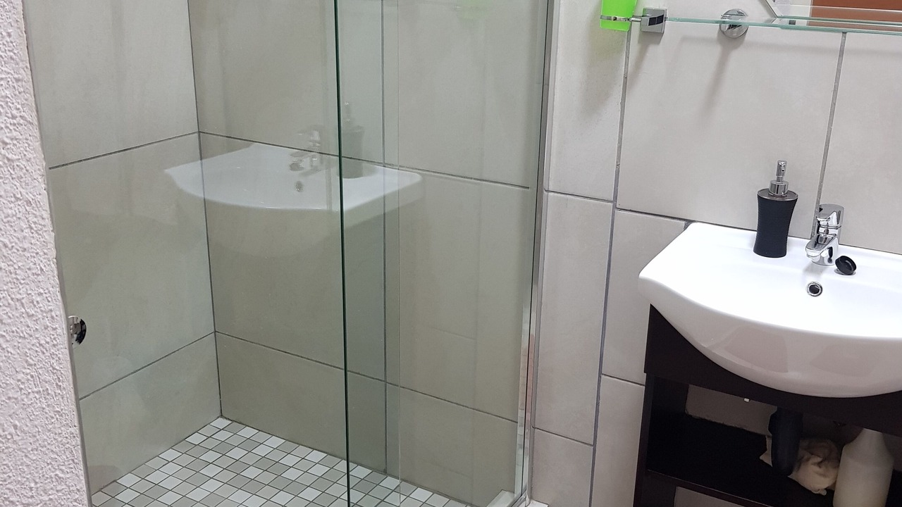 Photo of Bathroom in Fairland
