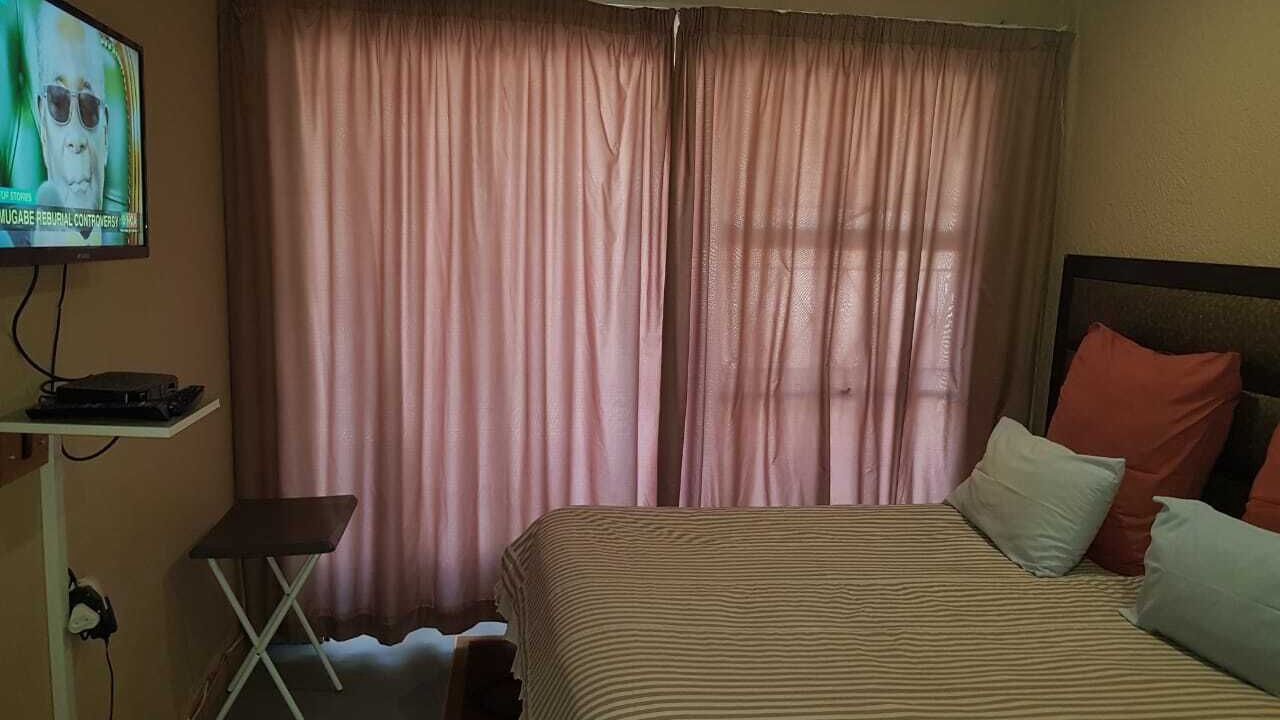 Photo of Bedroom in Fairland