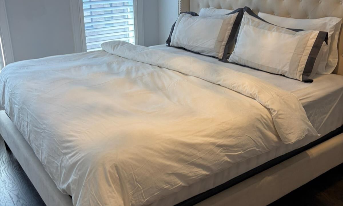 Photo of Bedroom in Lakeview
