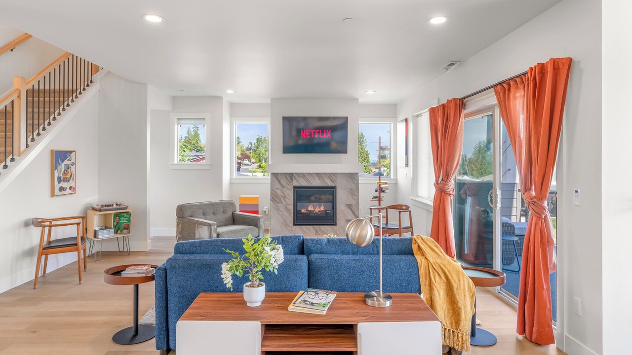 Photo of Livingroom in Bryn Mawr-Skyway