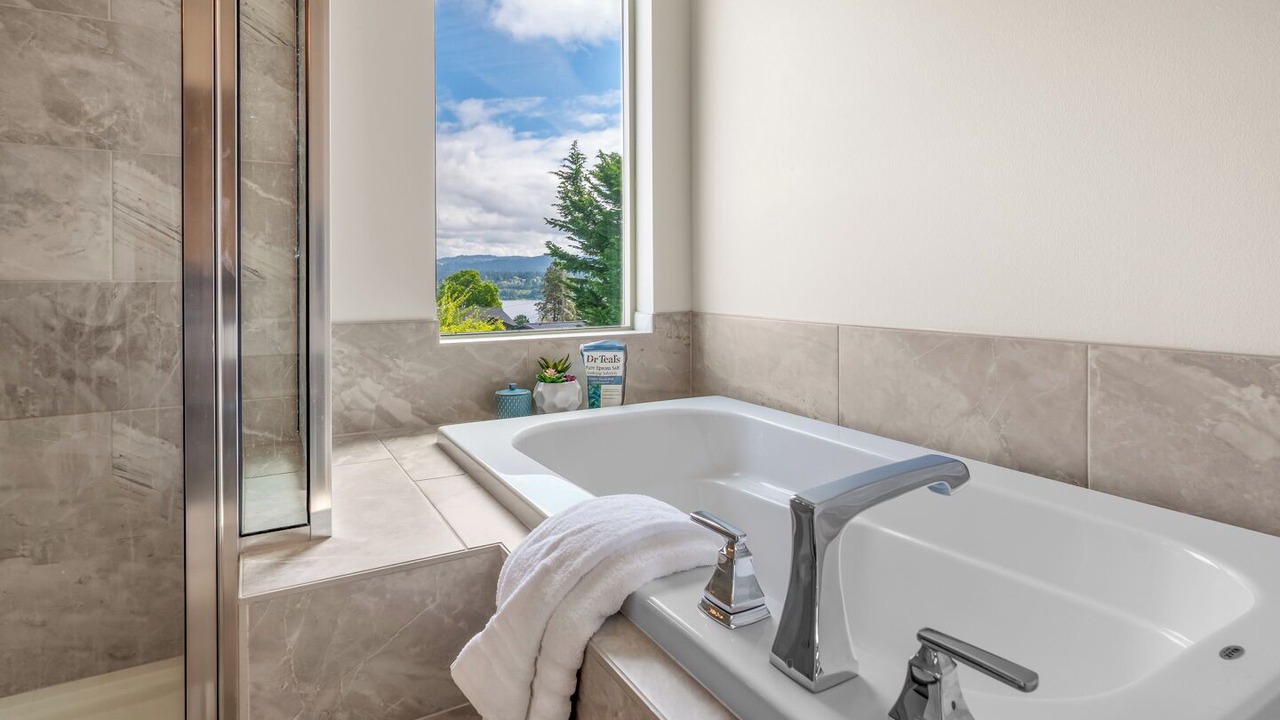 Photo of Bathroom in Bryn Mawr-Skyway