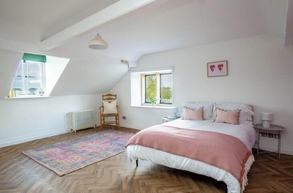 Photo of Bedroom in Whichford