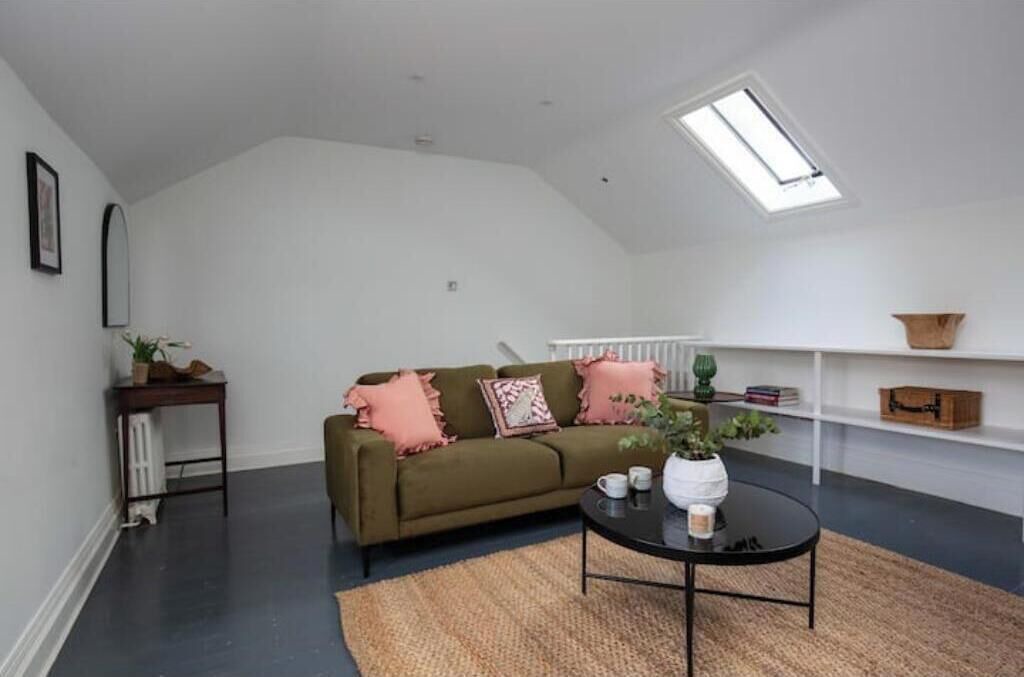 Photo of Livingroom in Whichford