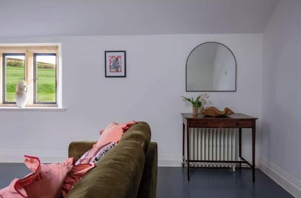 Photo of Livingroom in Whichford
