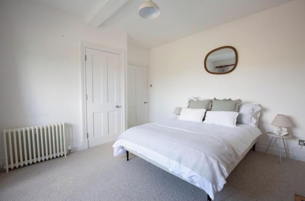 Photo of Bedroom in Whichford