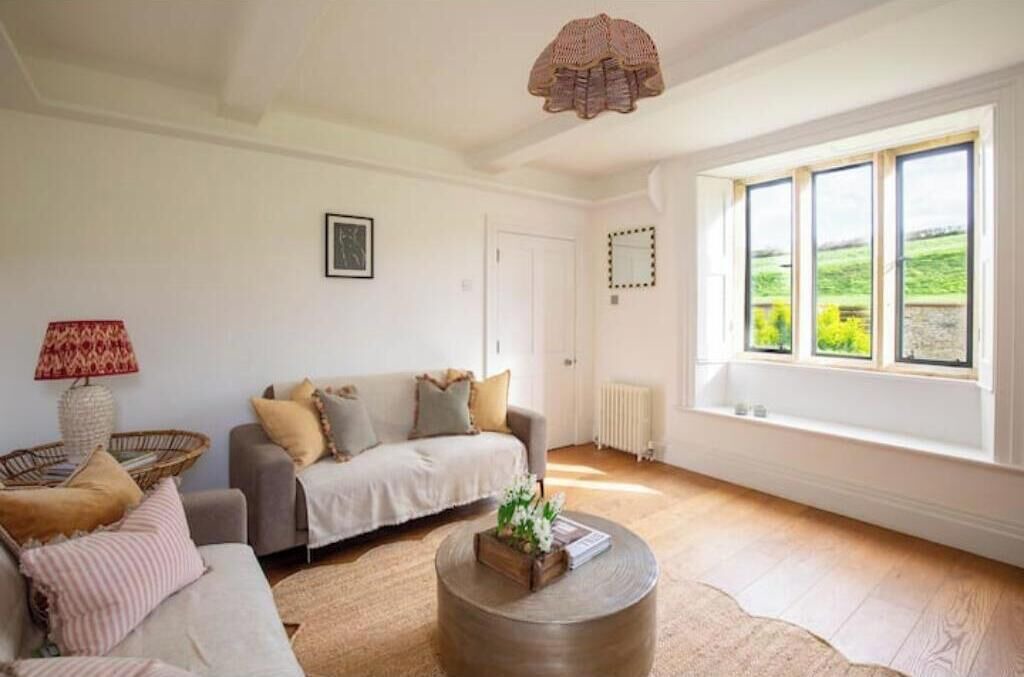 Photo of Livingroom in Whichford