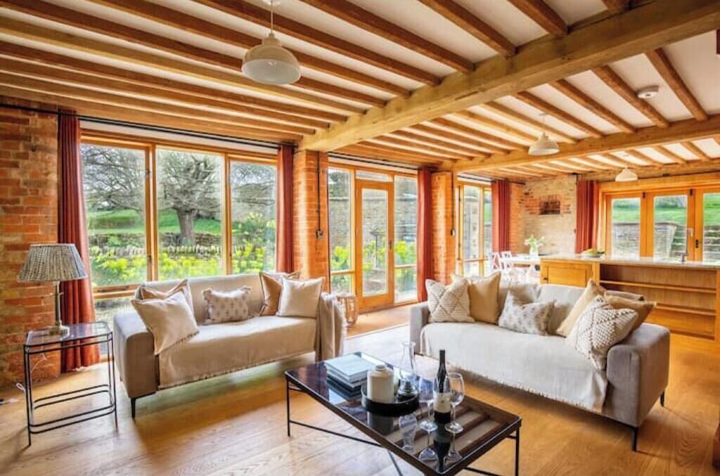 Photo of Livingroom in Whichford
