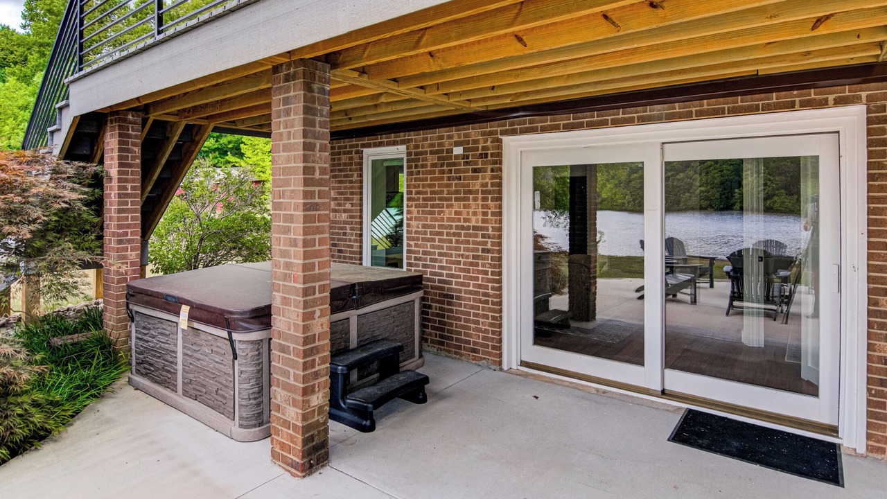 Photo of Patio Balcony in Stokes