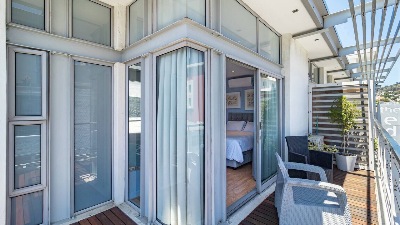 Photo of Patio Balcony in Cape Town City Centre