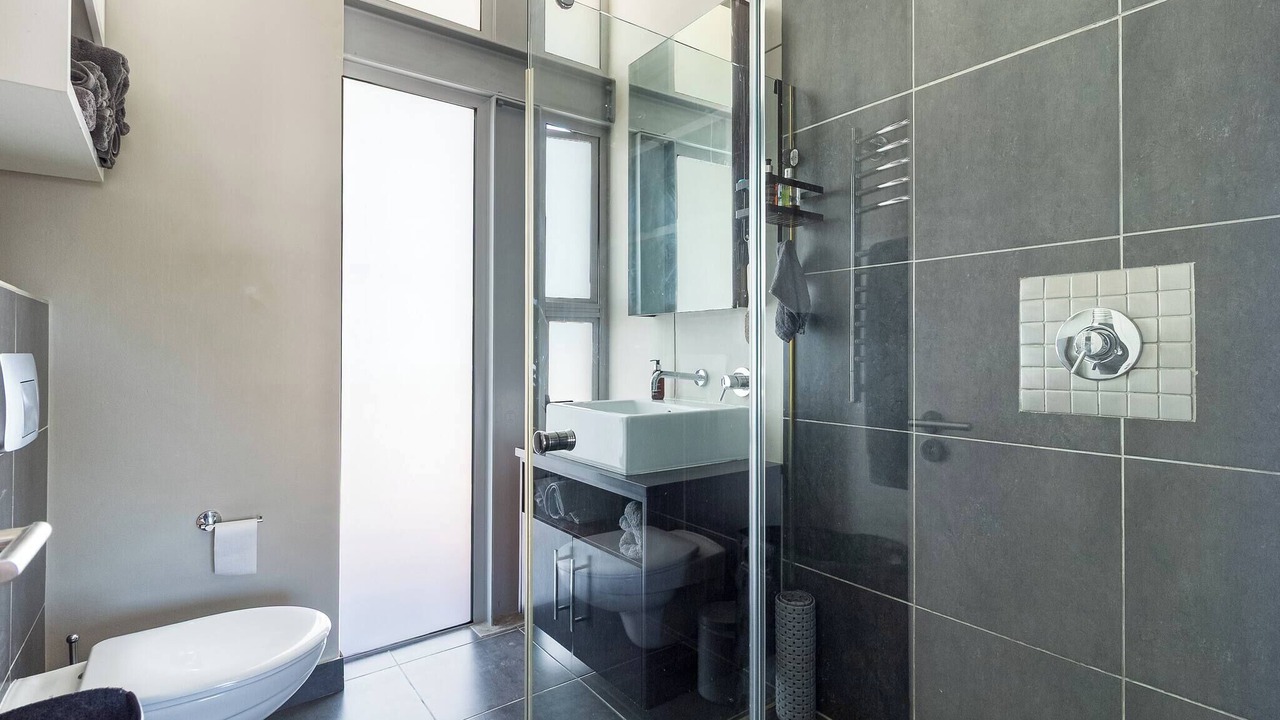 Photo of Bathroom in Cape Town City Centre