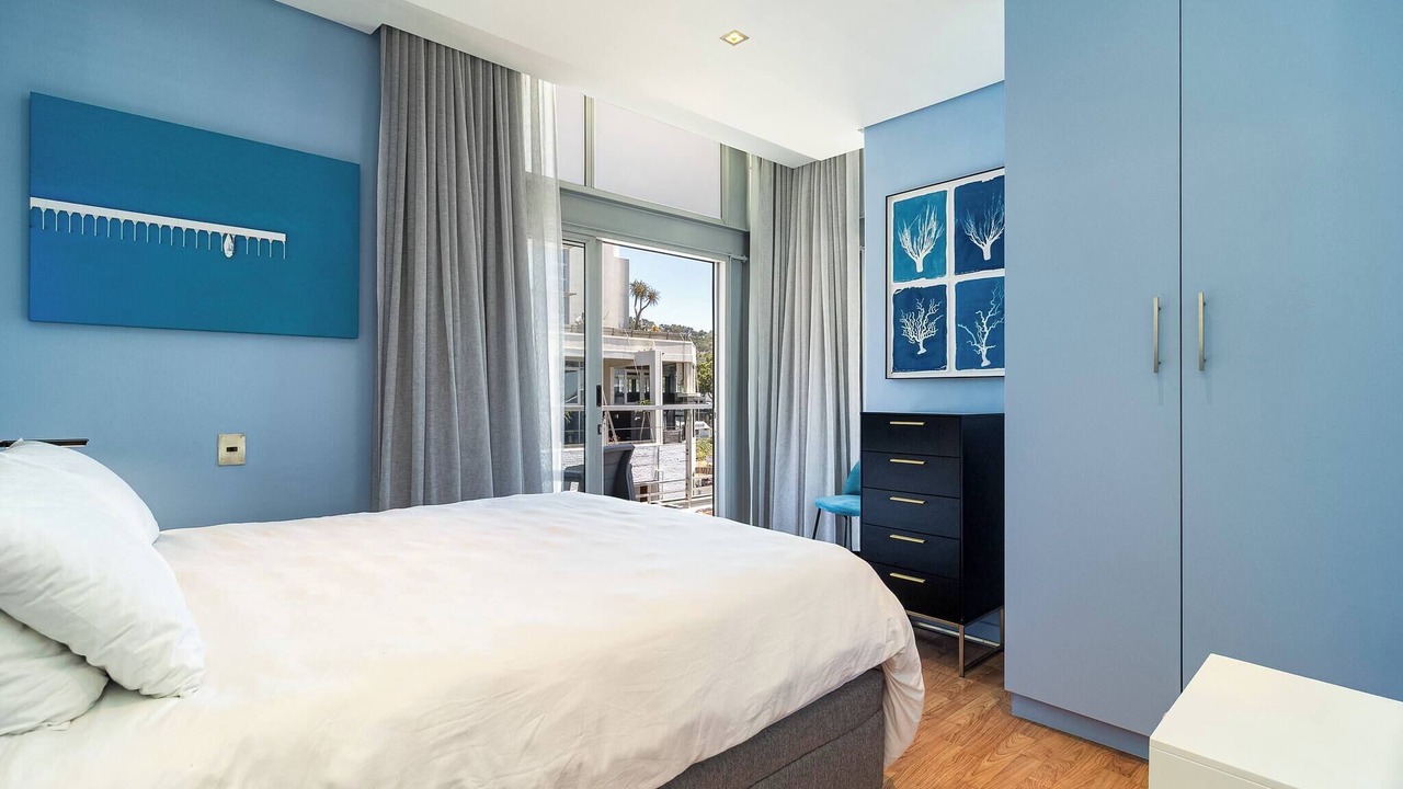 Photo of Bedroom in Cape Town City Centre