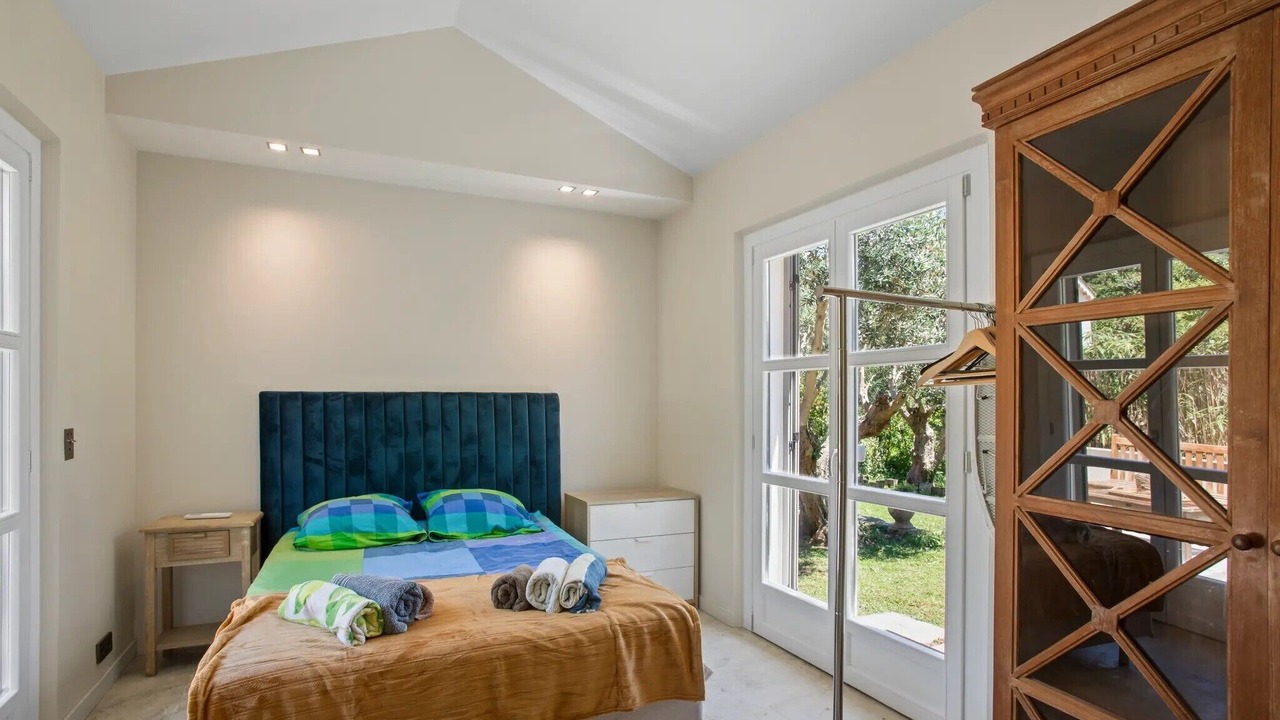 Photo of Bedroom in Plage de la Garonnette