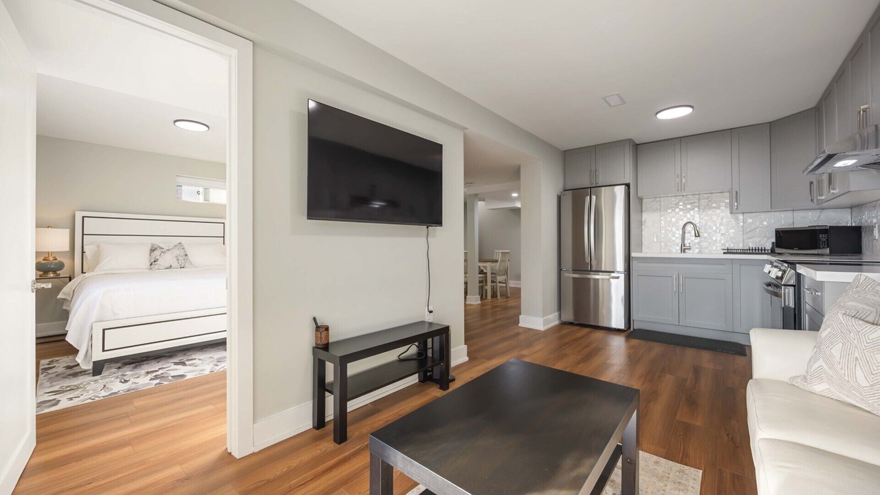 Photo of Bedroom in Clairlea - Birchmount