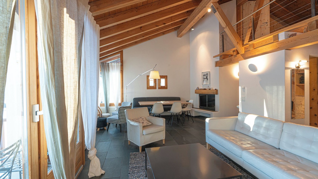 Photo of Livingroom in Maloja