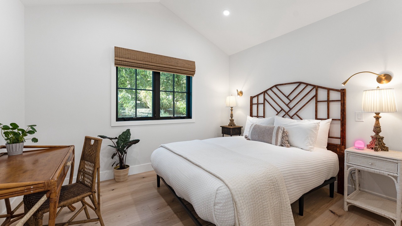 Photo of Bedroom in Summerland