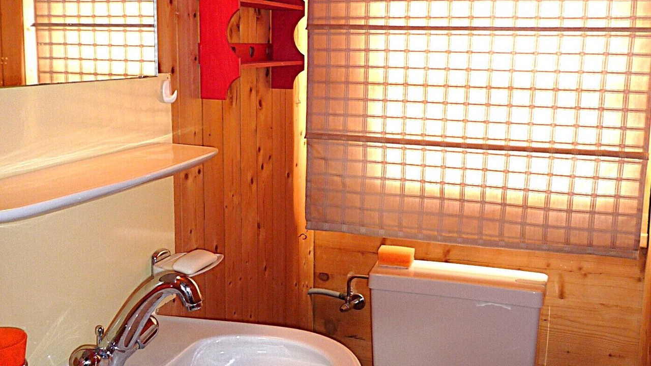 Photo of Bathroom in Evolene