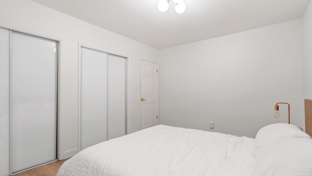 Photo of Bedroom in Upper Lonsdale