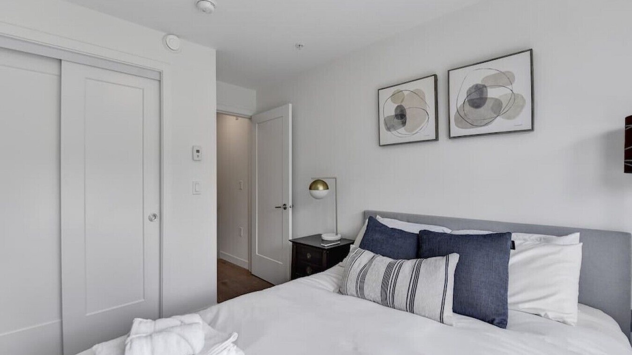 Photo of Bedroom in Lower Lonsdale