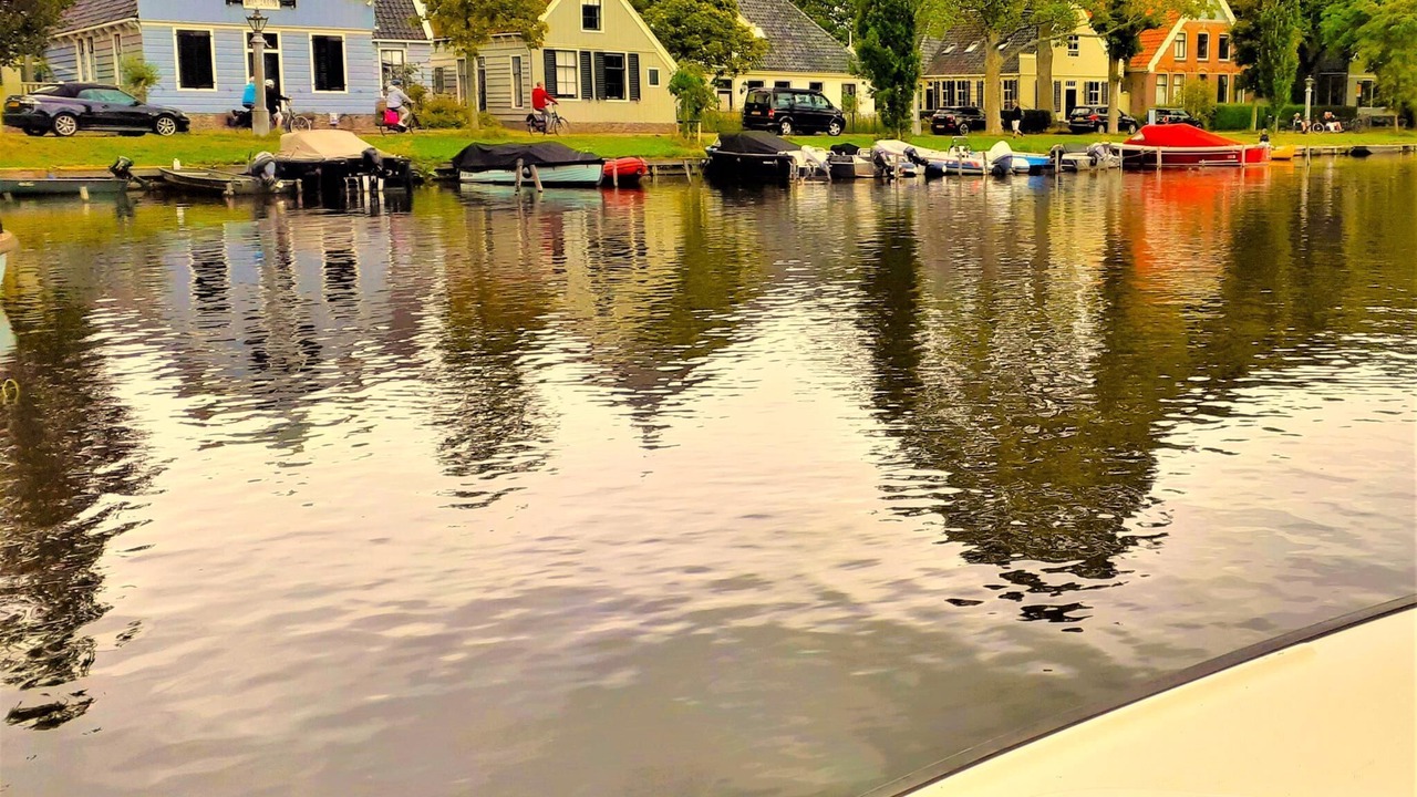 Photo of Others in Edam