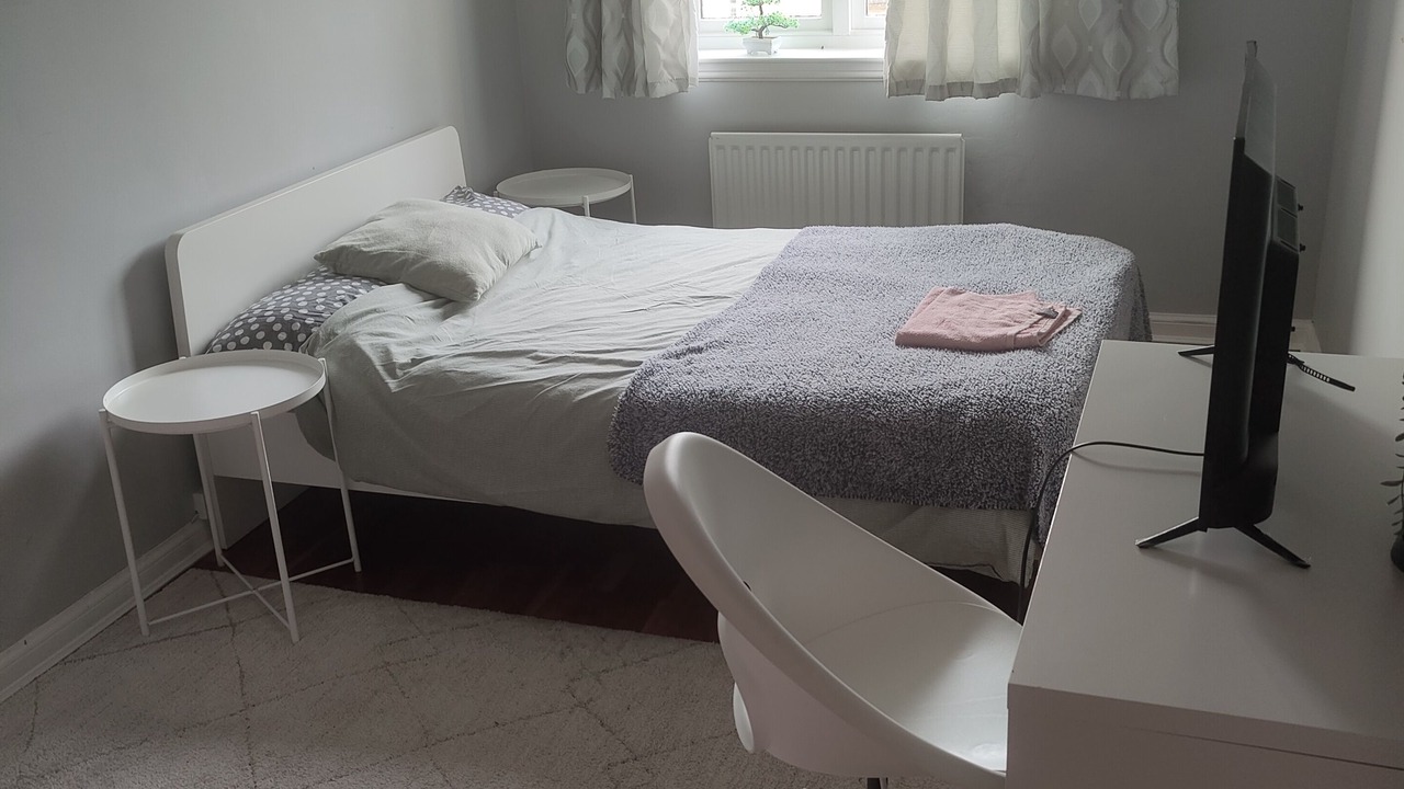 Photo of Bedroom in Comely Bank