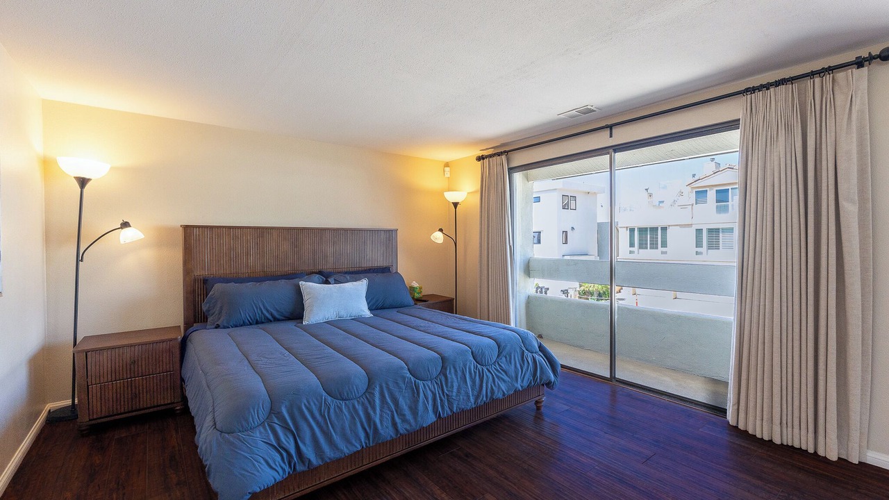 Photo of Bedroom in Hollywood