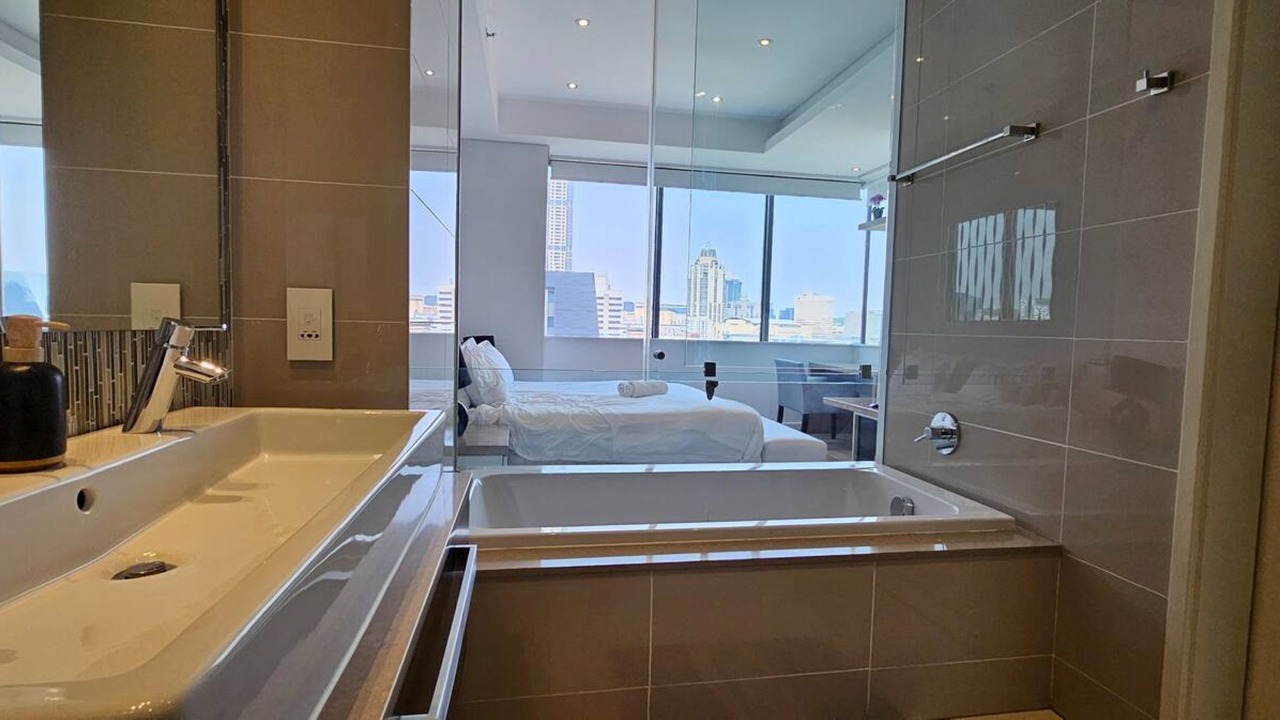 Photo of Bathroom in Greater Johannesburg Metropolitan Area