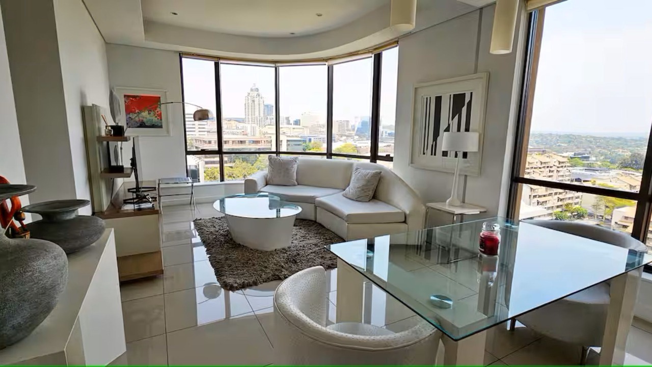 Photo of Livingroom in Greater Johannesburg Metropolitan Area
