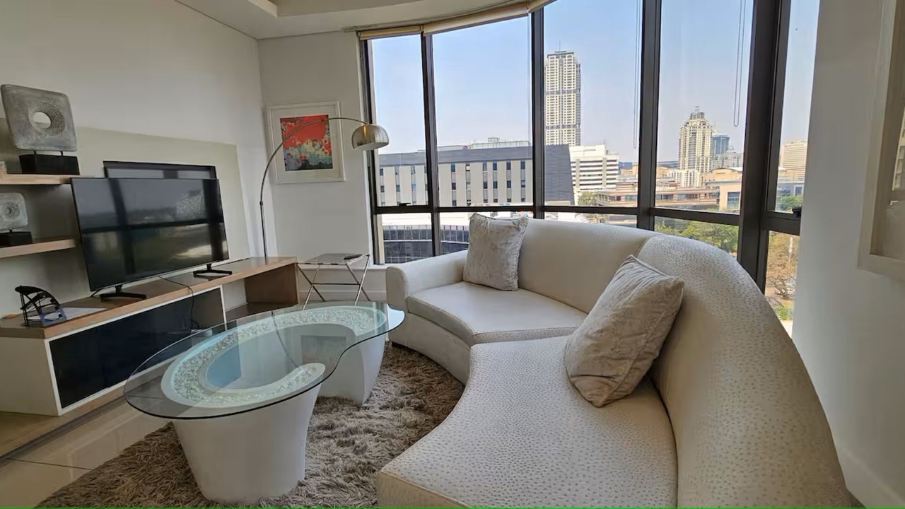 Photo of Livingroom in Greater Johannesburg Metropolitan Area