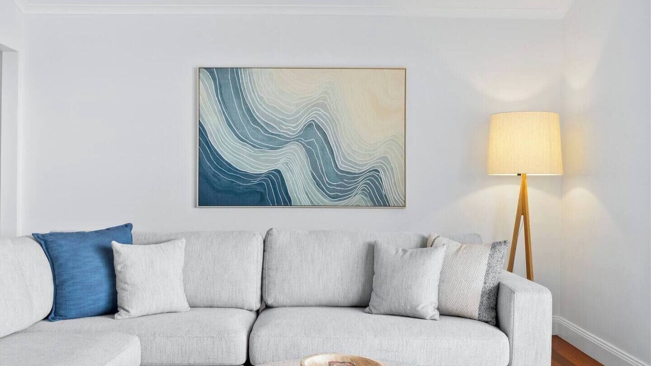 Photo of Livingroom in Broadbeach Waters