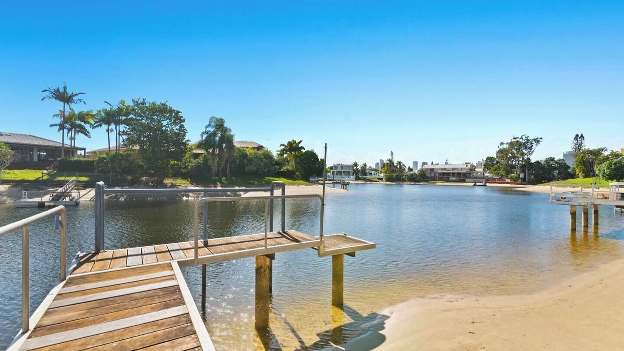 Photo of Others in Broadbeach Waters