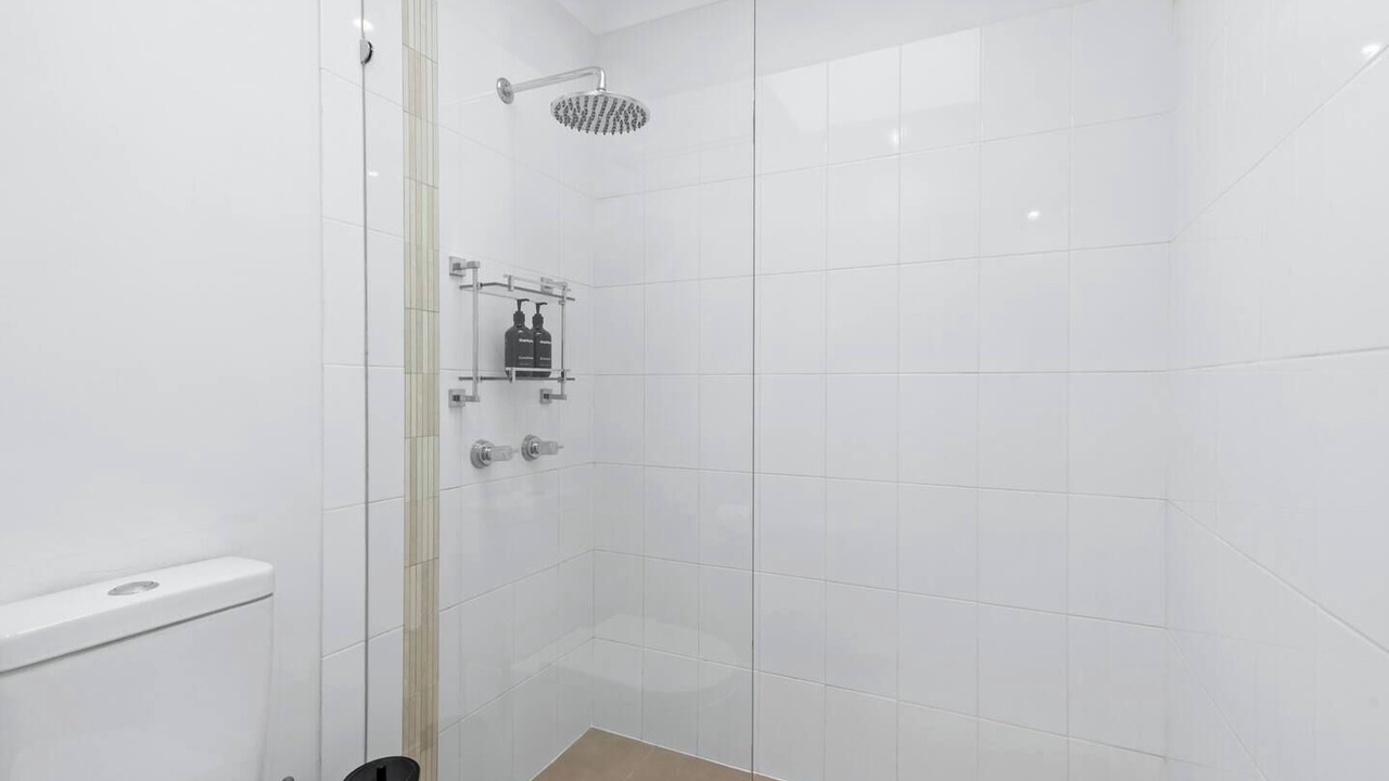 Photo of Bathroom in Broadbeach Waters