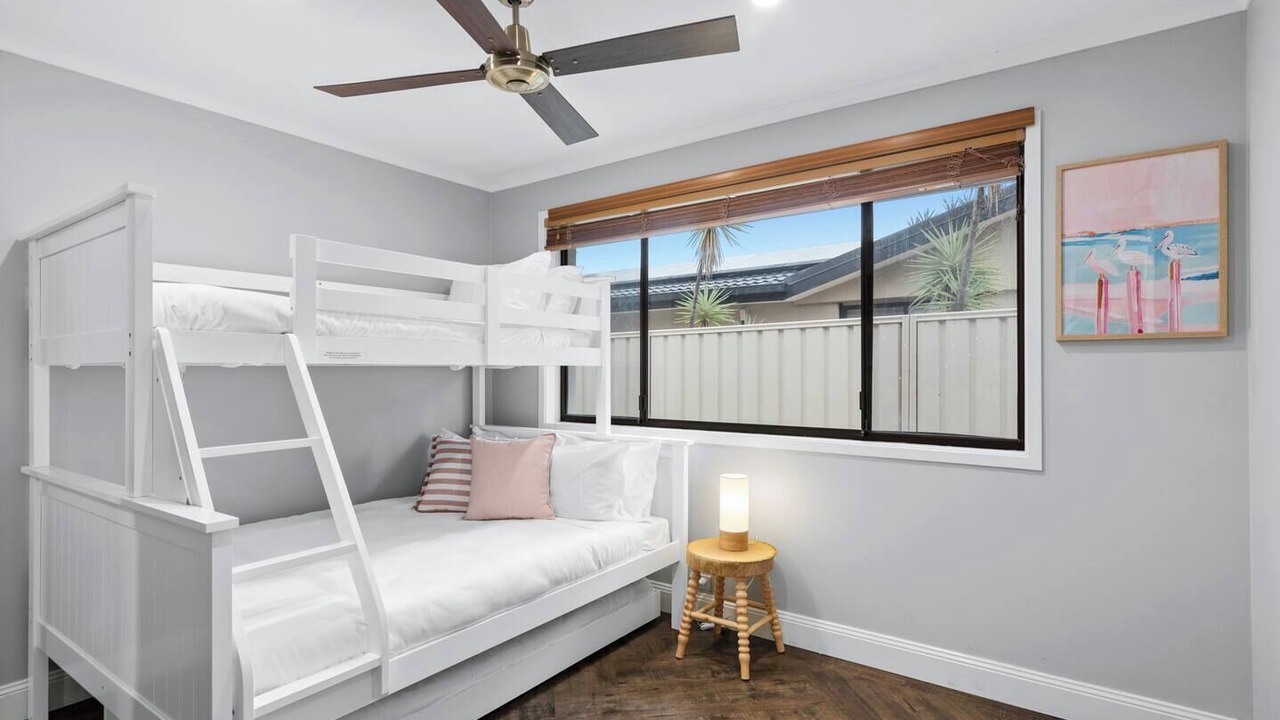 Photo of Bedroom in Broadbeach Waters
