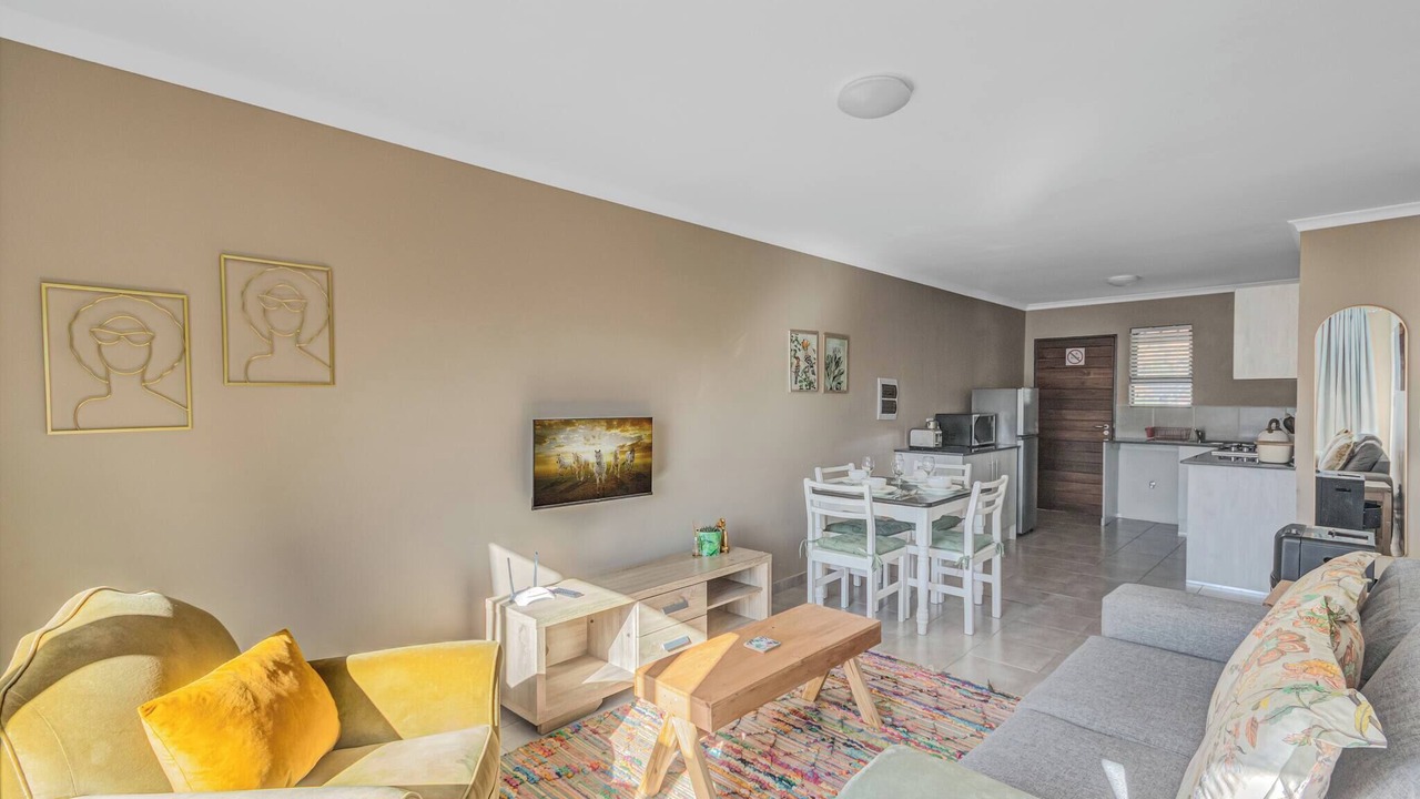 Photo of Livingroom in Greater Johannesburg Metropolitan Area