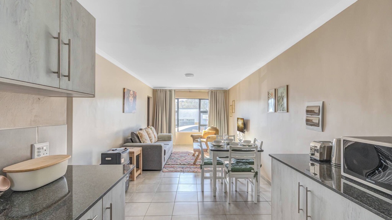 Photo of Livingroom in Greater Johannesburg Metropolitan Area