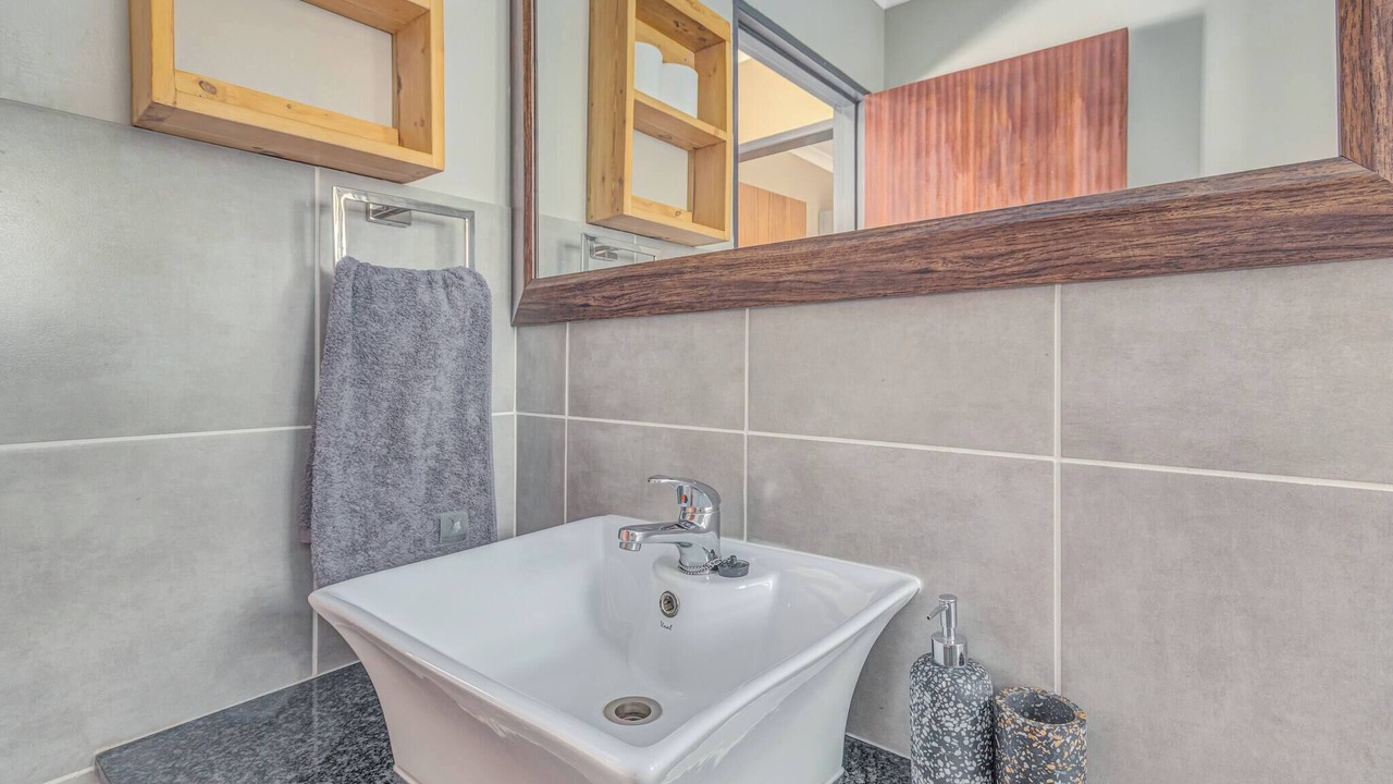 Photo of Bathroom in Greater Johannesburg Metropolitan Area