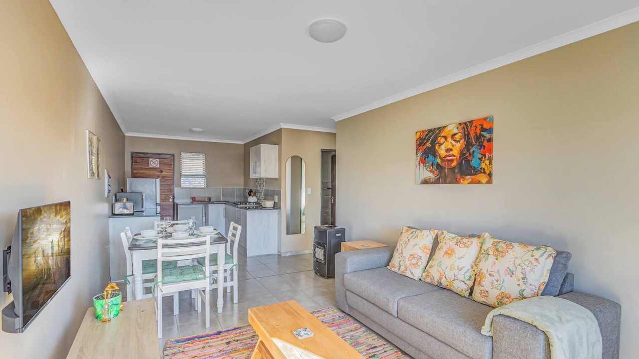 Photo of Livingroom in Greater Johannesburg Metropolitan Area