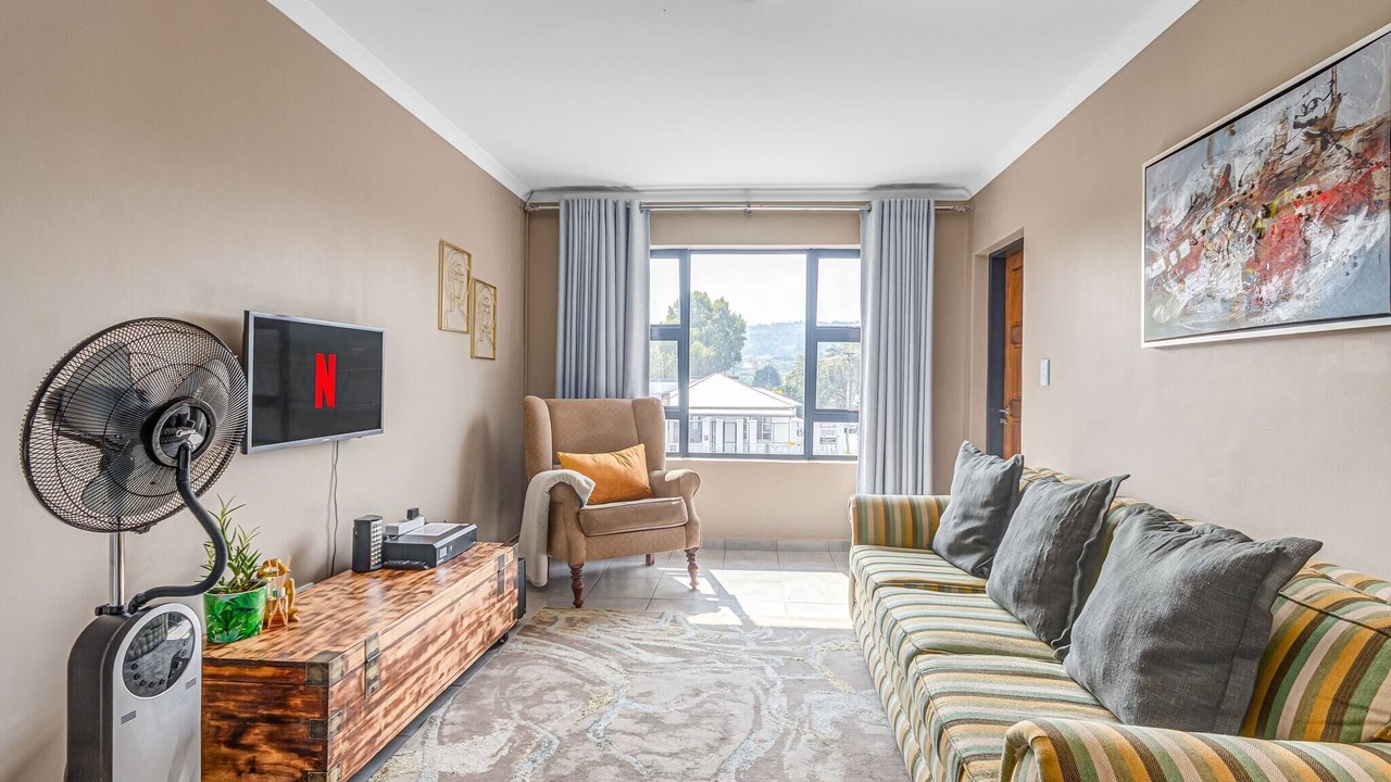Photo of Livingroom in Greater Johannesburg Metropolitan Area