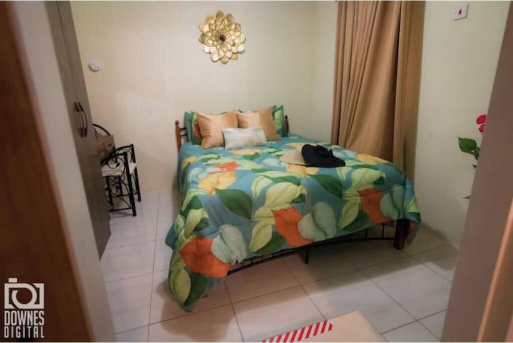 Photo of Bedroom in Montrose